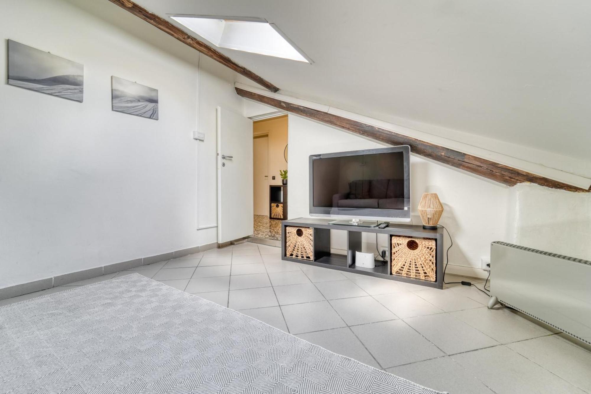 La Mansarda Apartment Como Ngoại thất bức ảnh